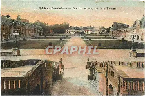 Cartes postales Palais de Fontainebleau-Cour des Adieux vue de la Terrasse