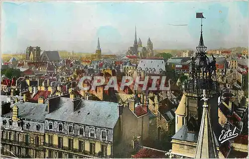 Cartes postales DIJON-Vue geneale  au premier plan  le Jaquemart de l'Eglise Notre Dame (XIV eme s)