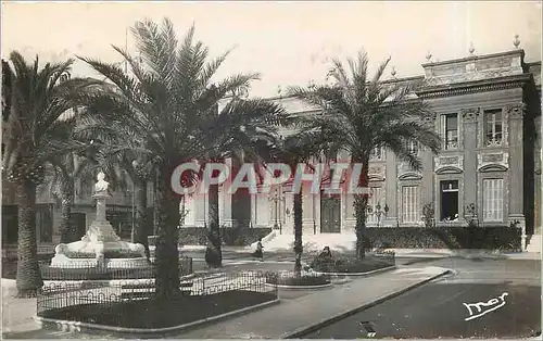 Cartes postales moderne Menton Place de la Mairie