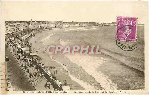 Cartes postales Les Sables d'Olonne Vendee Vue generale de la Plage et du Remblai
