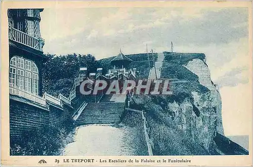 Cartes postales Le Treport Les Escaliers de la Falaise et le Funiculaire