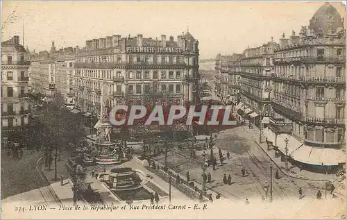 Cartes postales Lyon Place de la Republique et Rue President Carnot