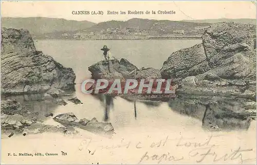 Cartes postales CANNES (A.M) Entre les Rochers de la Croisette