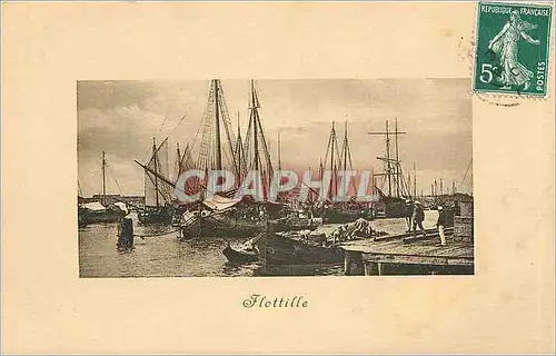 Cartes postales FLOTTILLE Bateaux de peche