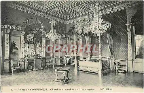 Cartes postales Palais de COMPIEGNE-Chambrea coucher de l'imperatrice