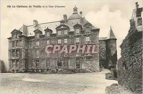 Cartes postales Le Chateau de Vizille et la cour d'honneur