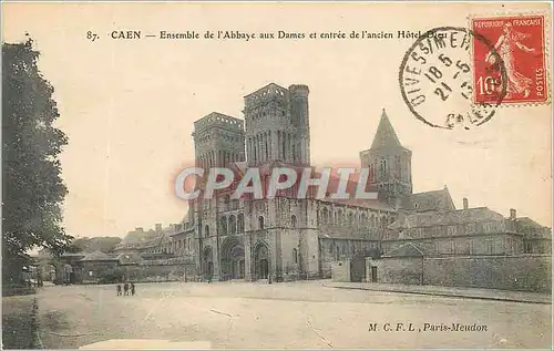 Cartes postales CAEN-Ensemble de l'Abbaye aux dames et entr�e de l'ancien Hotel Dieu