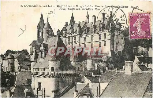 Cartes postales Le Chateau royal et la Porte des Courdelles