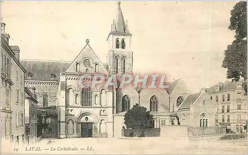 Cartes postales LAVAL-La cathedrale