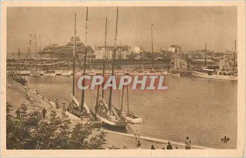 Ansichtskarte AK St Malo Le Port des Yachts pris de la grande Porte Bateaux