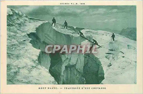 Ansichtskarte AK Mont Blanc Traversee d'Une Crevasse