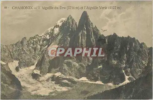 Cartes postales Chamonix L'Aiguille du Dru et l'Aiguille Verte