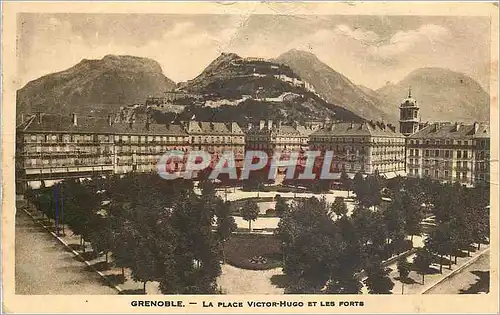 Cartes postales Grenoble La Place Victor Hugo et les Forts