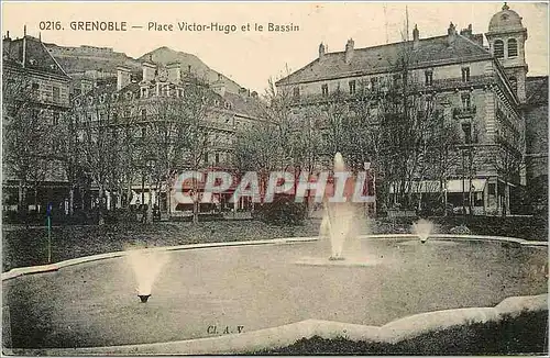 Cartes postales GRENOBLE La Place Victor Hugo et le Bassin