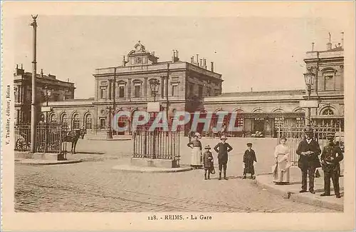 Cartes postales REIMS - La Gare