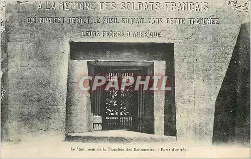 Ansichtskarte AK Le Monument de la Tranch�e des Ba�onnettes - Porte d'entr�e