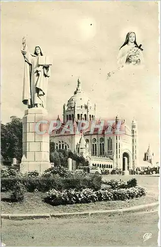 Cartes postales moderne LISIEUX - Avenue de Sainte-Th�r�se vers la Statue et la Basilique