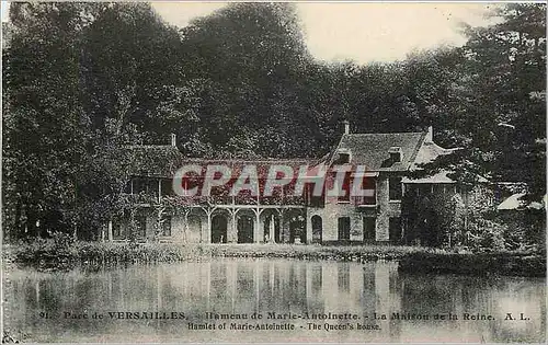 Cartes postales Parc de Versailles Hameau de Marie Antoinette la maison de la Reine