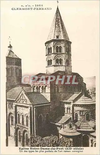 Ansichtskarte AK Clermont Ferrand Eglise Notre Dame du Port XII siecle un des types les plus parfaits de l'art ro