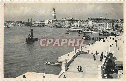 Cartes postales Venezia nouveau pont de l'Arsenal et Riva Schiavoni