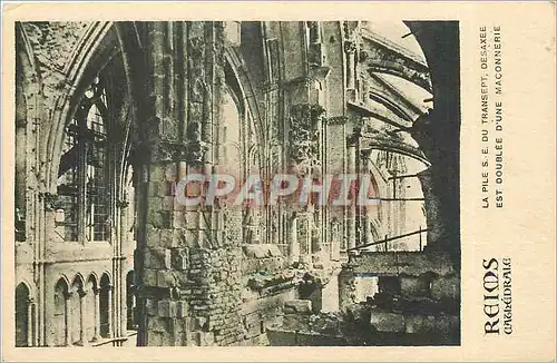 Cartes postales Reims Cathedrale la pile S E du transept desaxee est doublee d'une maconnerie