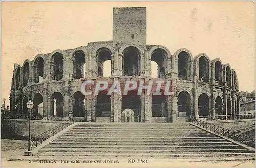 Ansichtskarte AK Arles Vue exterieure des Arenes