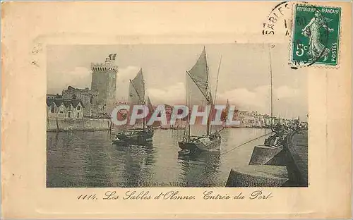 Cartes postales Les Sables d'Olonne Entree du Port Bateaux