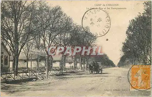 Cartes postales Camp de Chalons La Grande Rue et les Baraquements