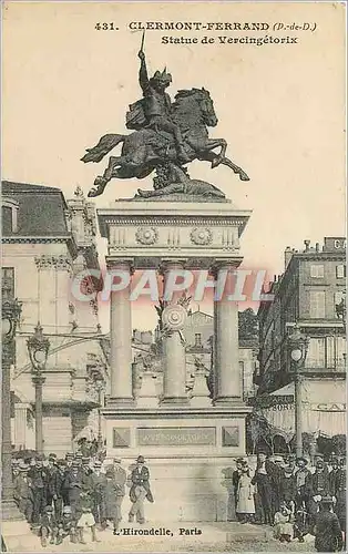 Cartes postales Clermont Ferrand P de D Statue de Vercingetorix