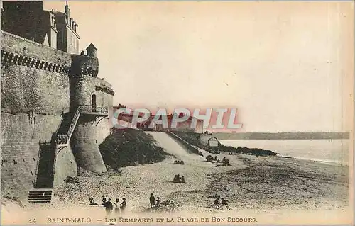 Ansichtskarte AK Saint Malo Les Remparts et la Plage de Bon Secours