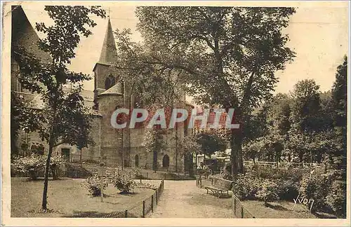 Ansichtskarte AK Auvergne Le Mont Dore Puy de Dome La Place des Moulins et l'Eglise St Pardoux