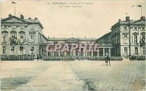 Ansichtskarte AK Compiegne La Facade du Chateau Militaria