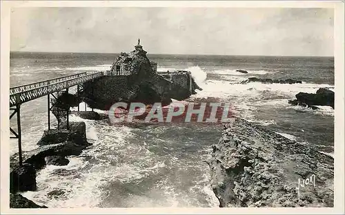 Ansichtskarte AK Biarritz Bses Pyr Le Rocher de la Vierge