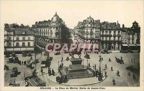 Cartes postales Orleans La Place du Martroi Statue de Jeanne d'Arc