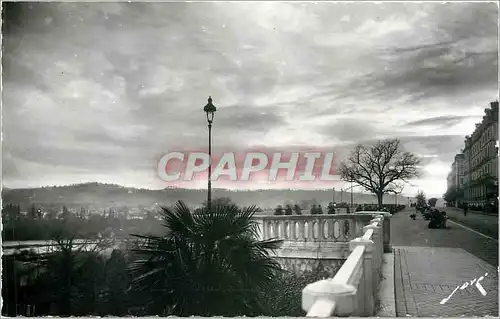 Ansichtskarte AK Pau BP Le Boulevard des Pyrenees