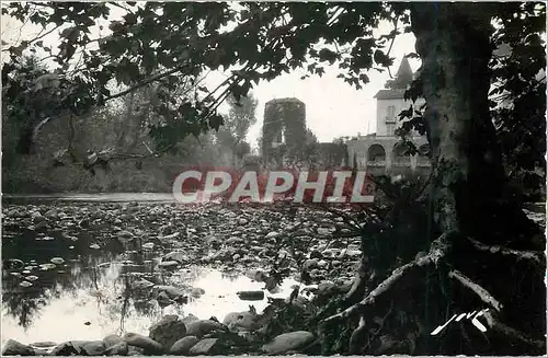 Cartes postales moderne Sauveterre de Bearn BP Les bords du Gave