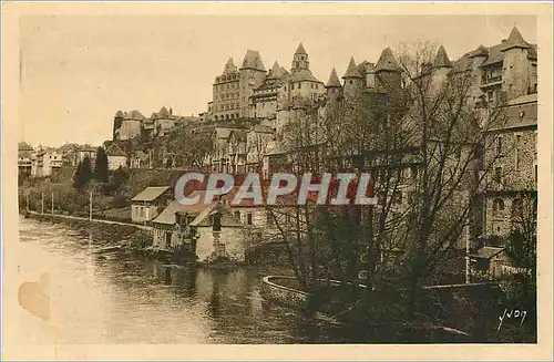 Ansichtskarte AK Uzerche Correze Les bords de la Vezere et les vieux chateaux