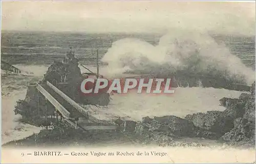 Cartes postales Biarritz Grosse Vague au rocher de la Vierge