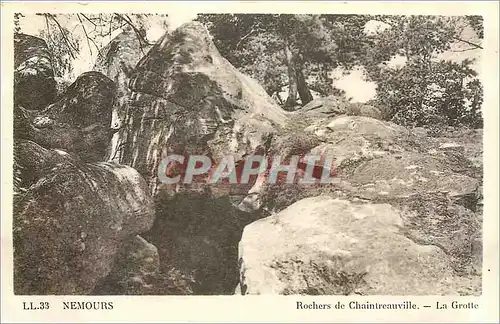 Cartes postales Nemours rochers de Chaintreauville la grotte