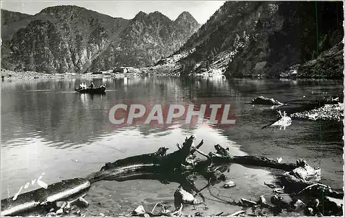 Cartes postales moderne Promenade sur le lac Lac de Gaube