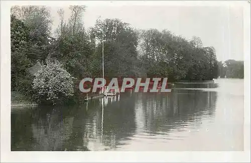 Cartes postales Enghien les Bains les bords du lac