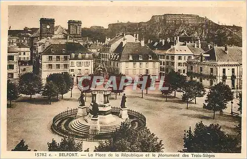 Cartes postales Belfort la place de la republique et le monument des Trois Sieges
