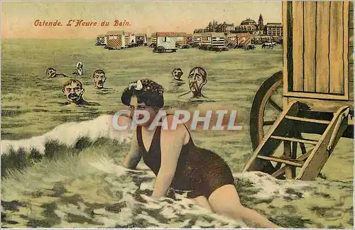 Ansichtskarte AK Ostende l'heure du Bain Femme Folklore