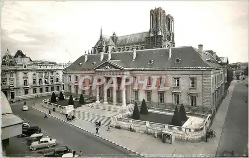 Cartes postales moderne Reims le palais de justice et la cathedrale