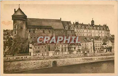 Ansichtskarte AK Laval Mayenne le chateau et le palais de justice