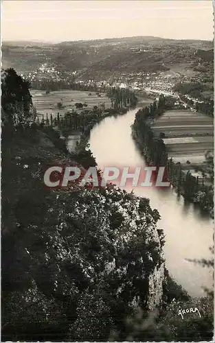 Moderne Karte Vallee du Lot le saut de la Mouline au fond le village de Montbrun