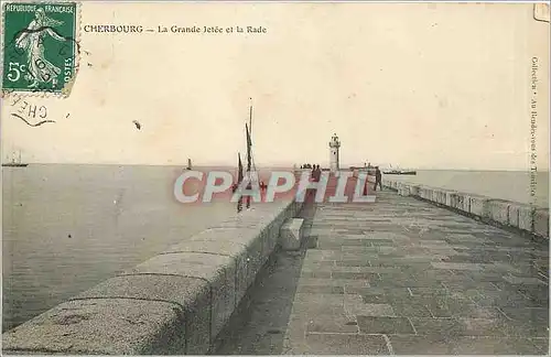 Cartes postales Cherbourg la grande jetee et la rade Phare