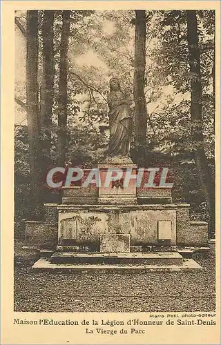 Ansichtskarte AK Maison l'Education de la Legion d'Honneur de Saint Denis la Vierge du Parc