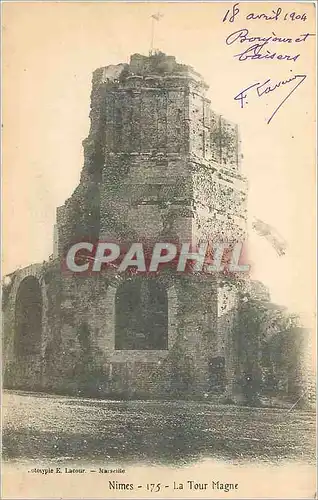 Cartes postales Nimes la tour Magne