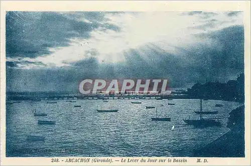 Ansichtskarte AK Arcachon Gironde le Lever du jour sur le Bassin Bateaux